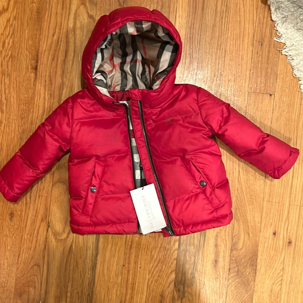 Burberry jacket like new